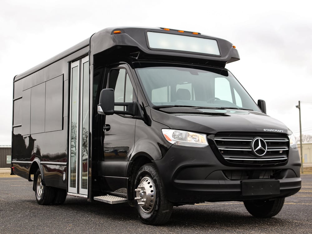 Mercedes-Benz Shuttle Bus | Model 1 Commercial Vehicles